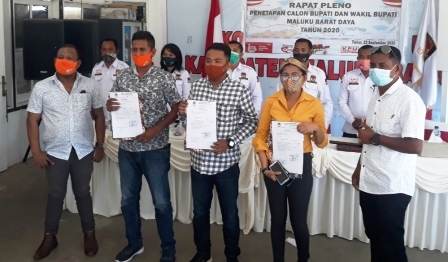 Rapat Pleno KPUD MBD Tetapkan 3 Paslon di Pilkada