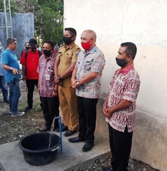 Penuhi Janji, Bupati Jawab Kebutuhan Air Bersih Masyarakat Patty
