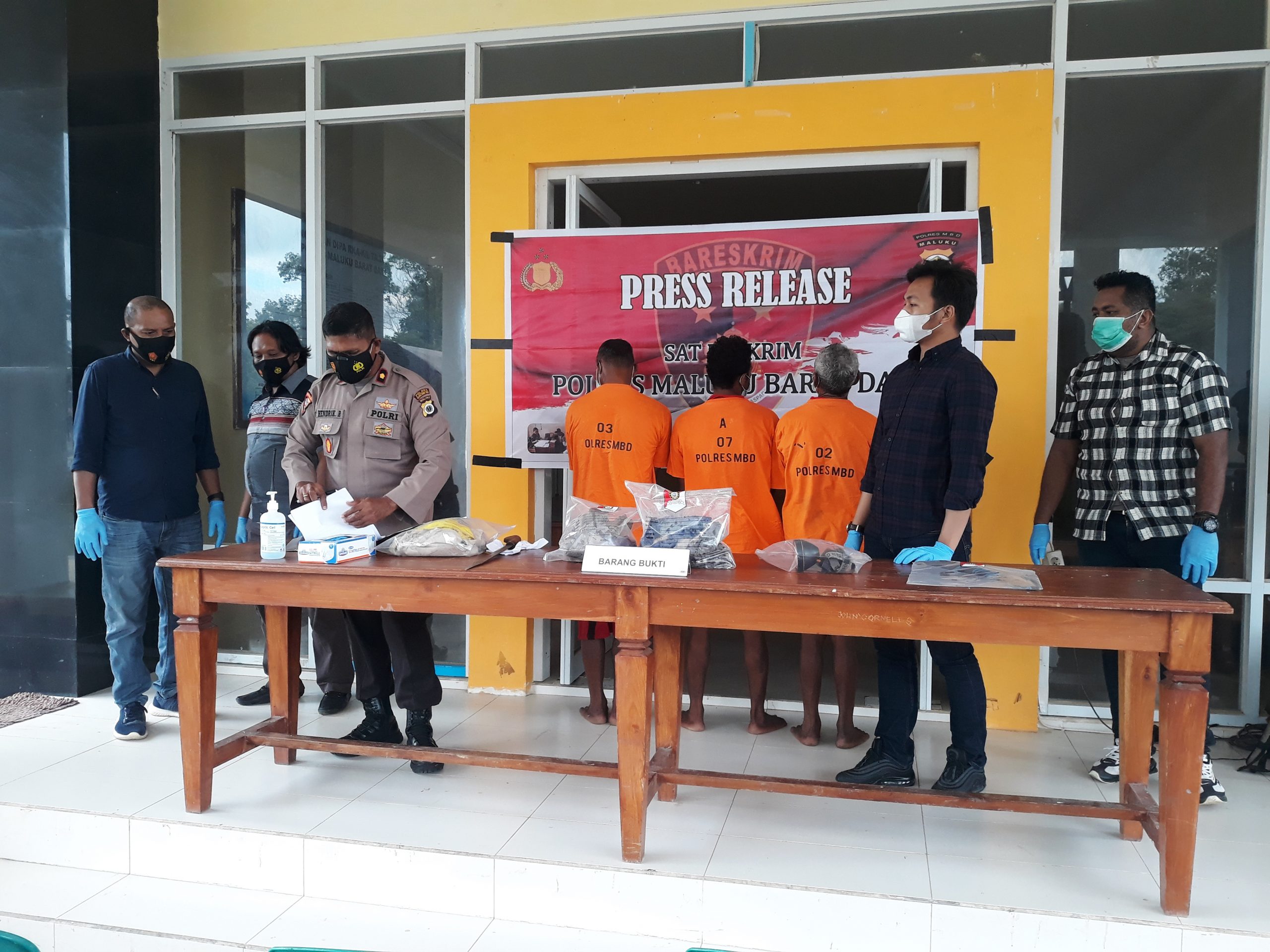 Polres MBD Tetapkan 3 Tersangka Kasus Pembunuhan dan Penikaman di Batumiau