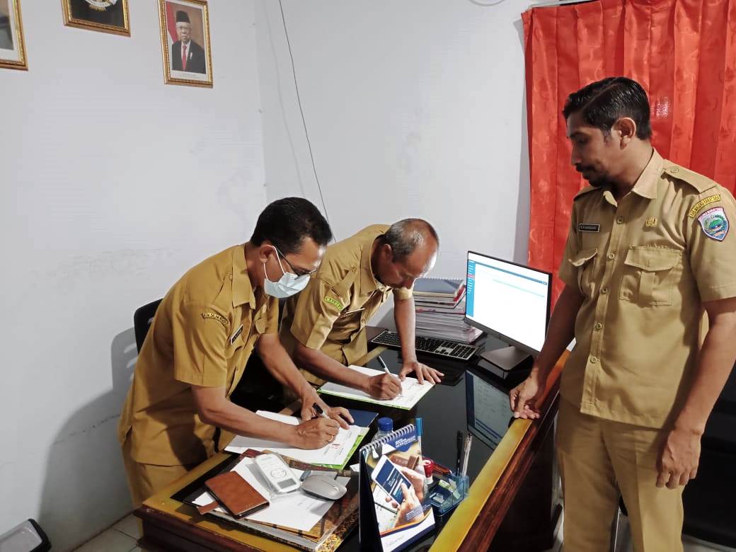 MoU Pengurusan Akta Kelahiran Disdukcapil, Dinkes dan RSUD Tiakur