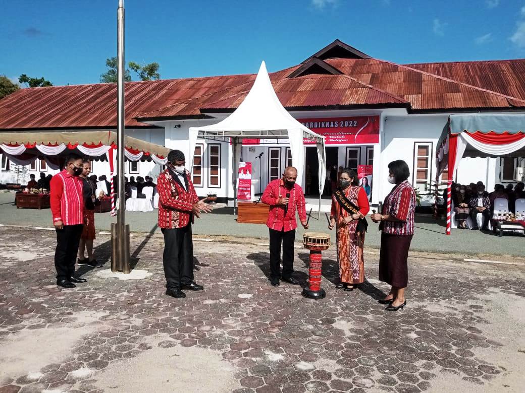 Bunda PAUD Dampingi Bupati MBD Buka Gebyar PAUD
