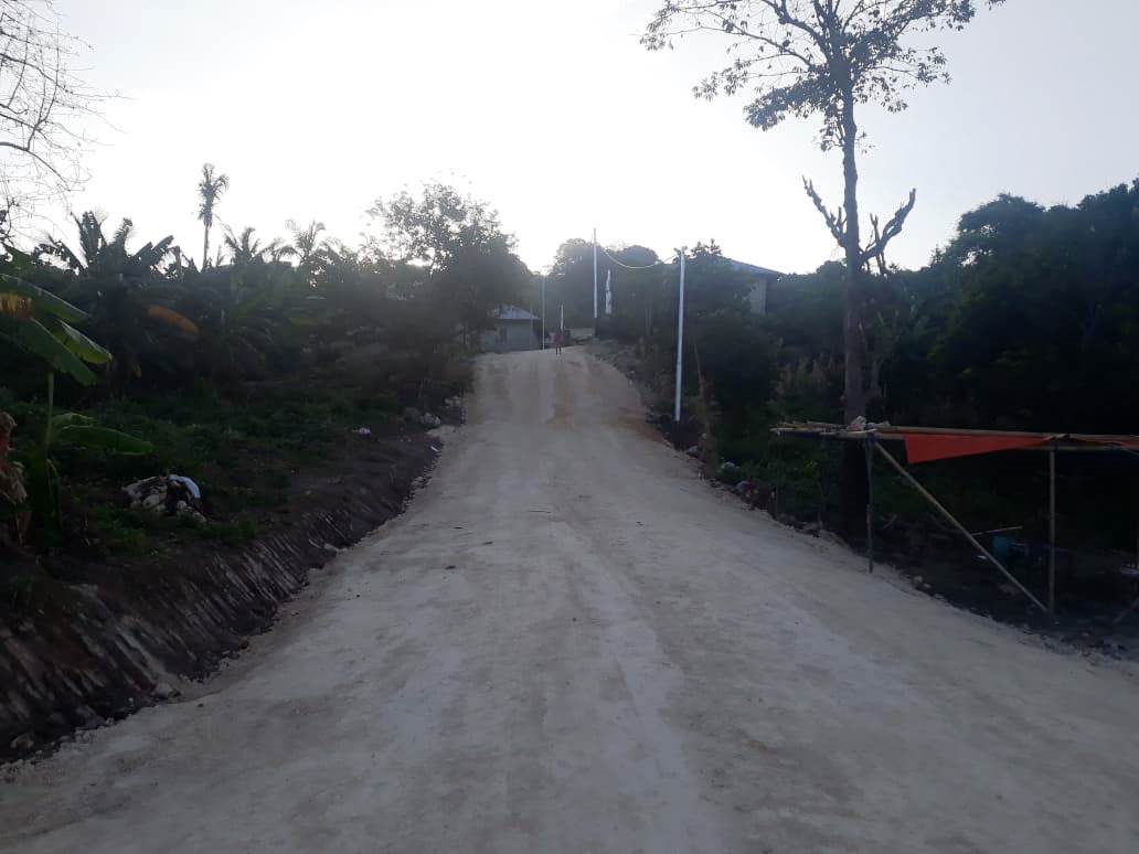 Jalan Masuk Regoha, Warga Ucap Terima Kasih Pemkab MBD