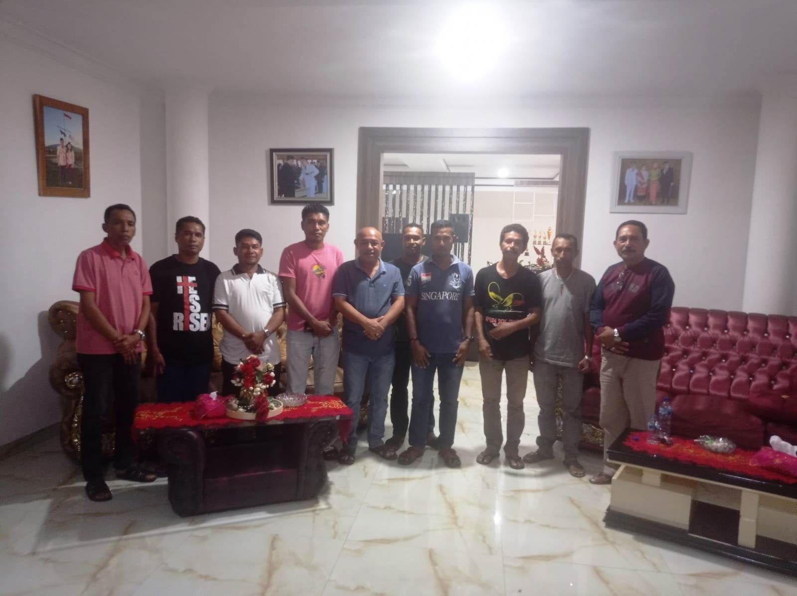 Palang Kantor Camat Romang dan Desa Jerusu Telah Dibuka