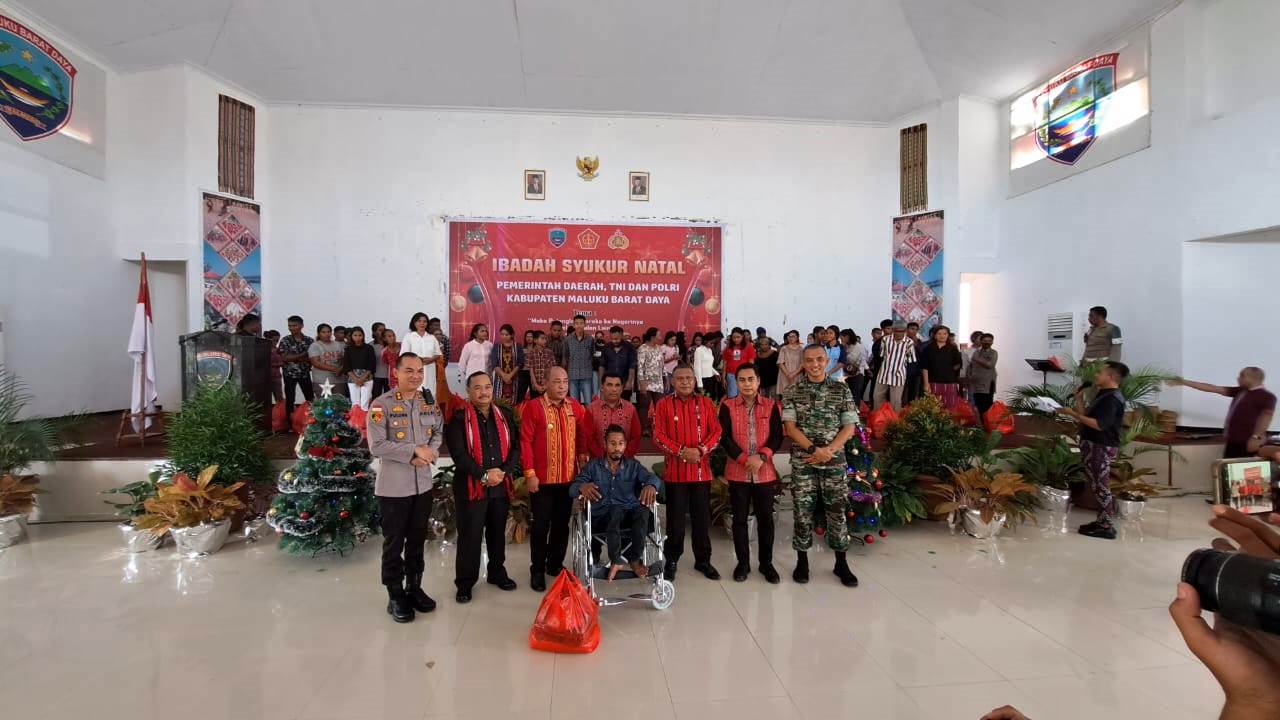 Syukur Natal MBD Berbeda, 756 Bingkisan Dibagi
