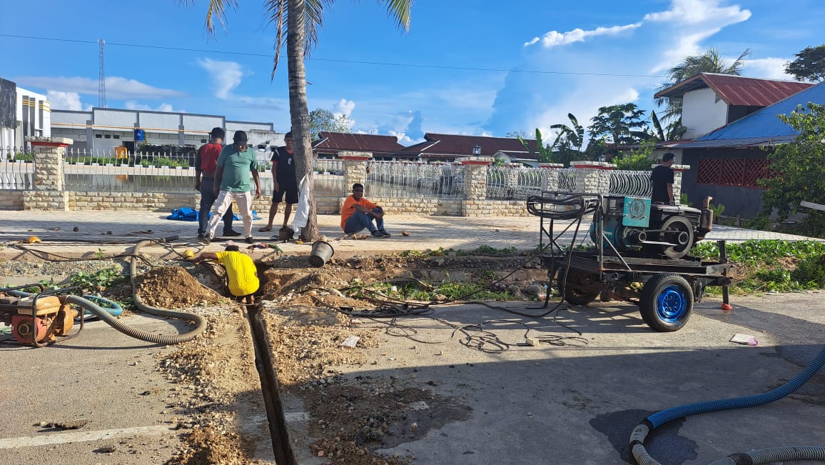 PDAM MBD Jawab Kebutuhan Air Sekitar Pasar Kalwedo