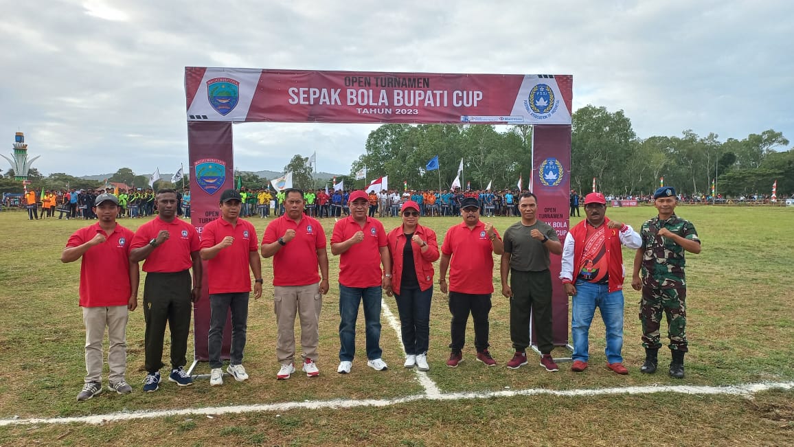 Open Turnamen Sepak Bola Bupati Cup I Resmi Dibuka