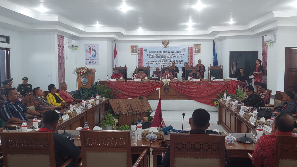 HUT Ke-15, DPRD MBD Gelar Rapat Paripurna Khusus