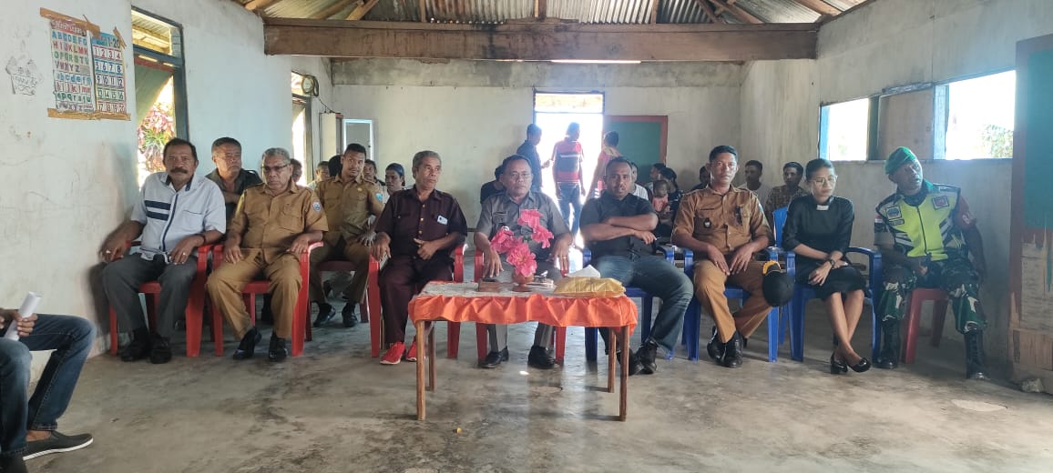 Camat Babar Barat Kunker Ke Pulau Dai