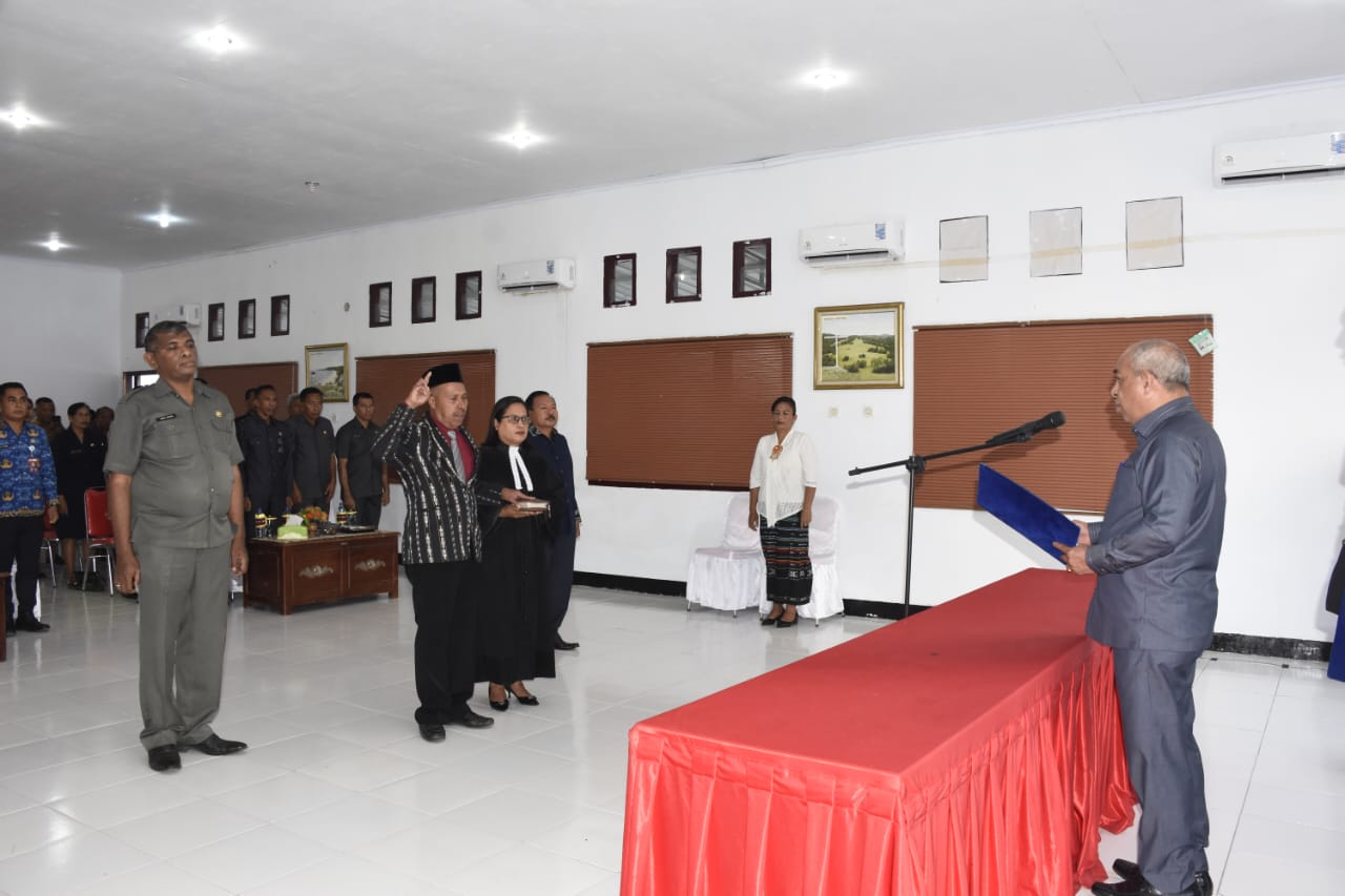 Bupati Noach Lantik Reimialy Pj. Sekda MBD
