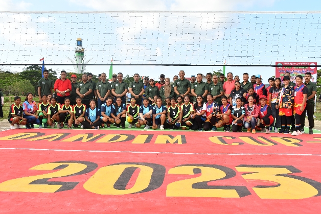 Pj. Sekda MBD Buka Turnamen Bola Volly Dandim Cup I