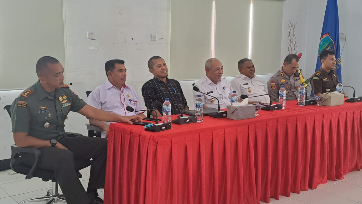 Bupati Noach Harap Pleno Rekapitulasi Pehitungan Suara Aman