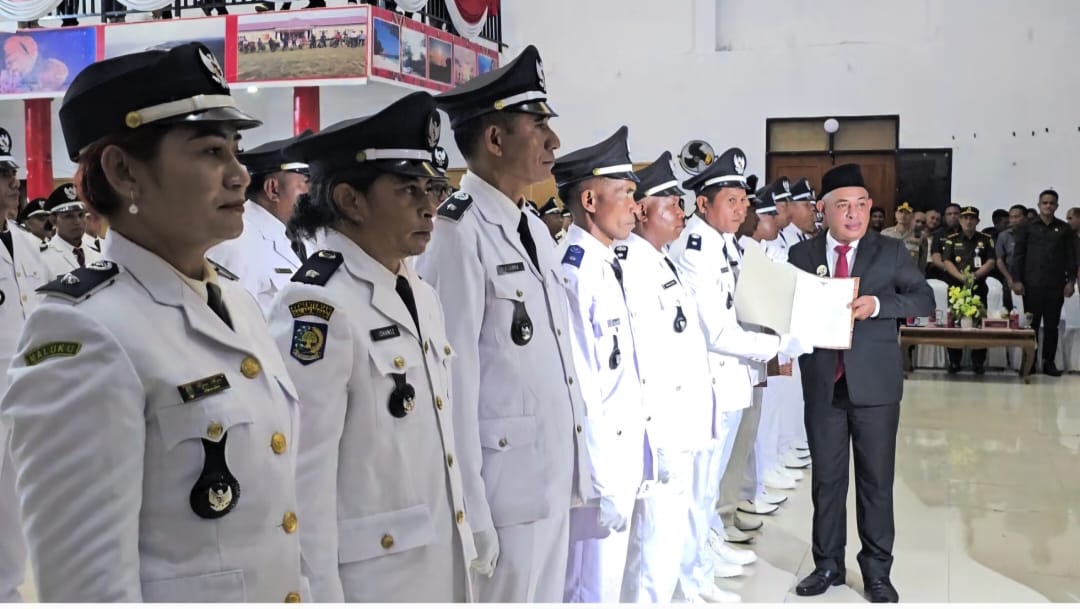 Bupati MBD Kukuhkan Perpanjangan Masa Jabatan 110 Kades