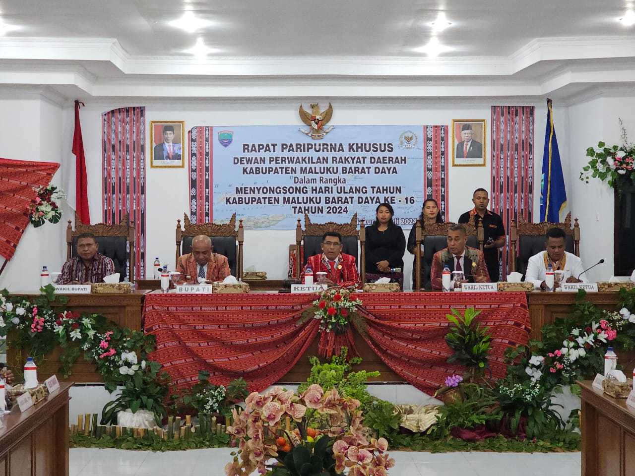 Paripurna Khusus DPRD MBD Songsong HUT Ke-16