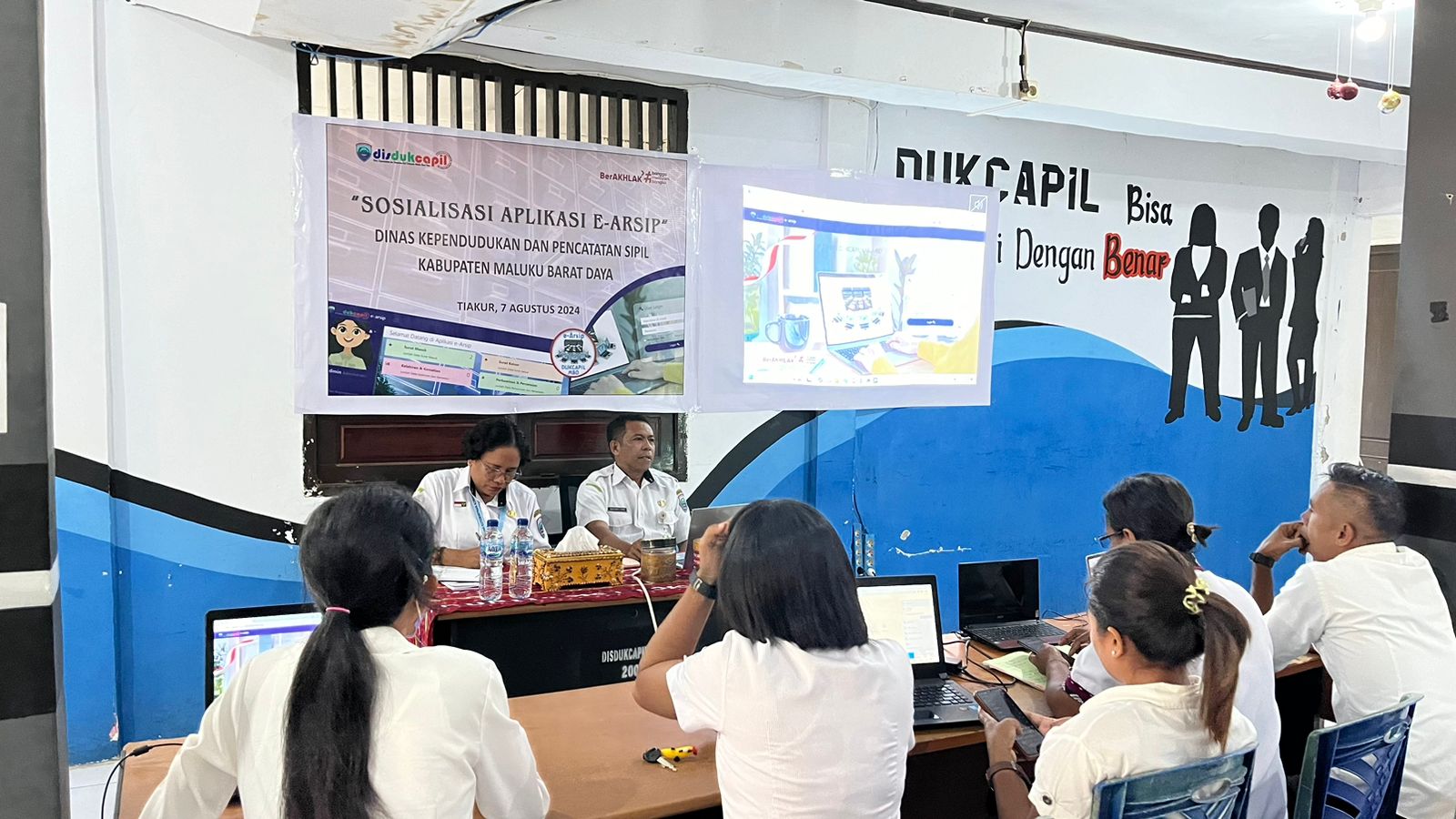 Aplikasi e-Arsip Aksi Perubahan Pintar Disdukcapil MBD
