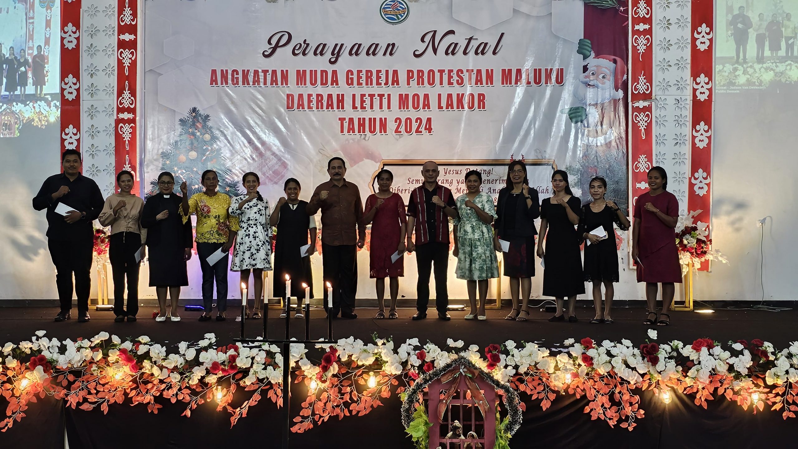 Kado Natal AMGPM Lemola, Yan Noach Bantu Usaha Mikro