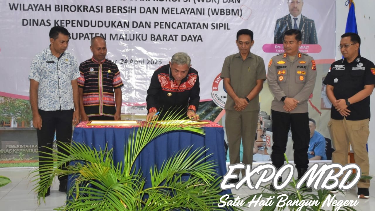 Bupati MBD Apresiasi Pencanangan Zona Integritas WBK dan WBBM Disdukcapil