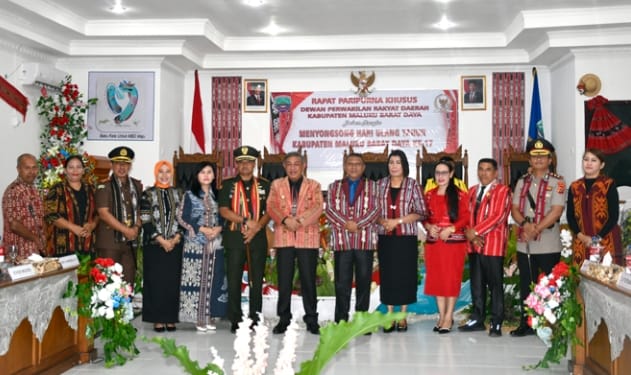 DPRD MBD Gelar Paripurna Peringati HUT Ke-17 MBD