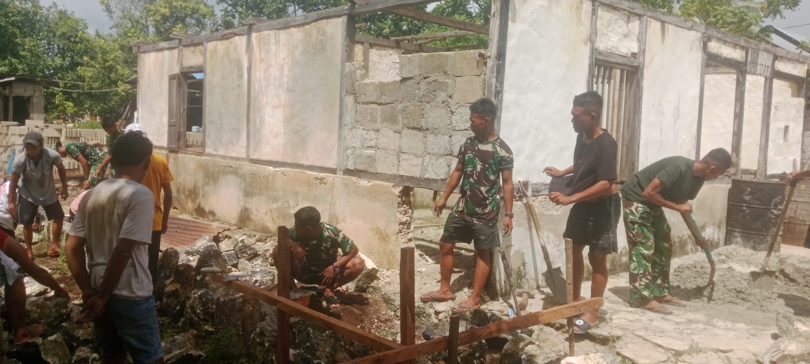 Pembangunan RTLH, TMMD Bawa Kebahagiaan Bagi Warga