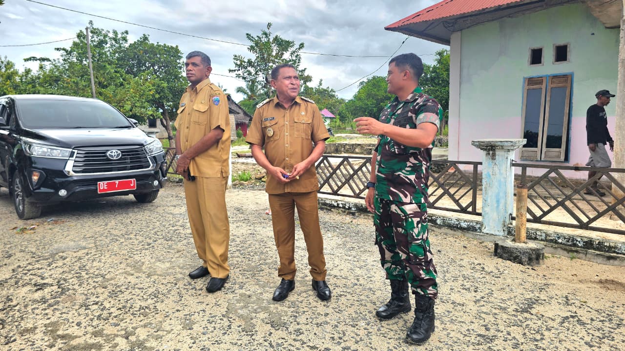 Wabup Kilikily Kunjungi TMMD Kodim Moa