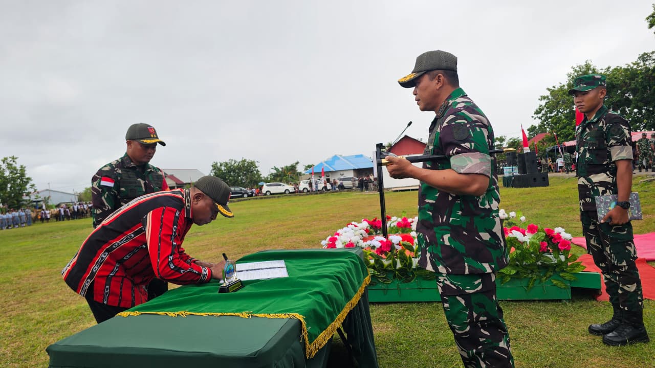 Pangdam XV/Pattimura Tutup TMMD Ke-128 Kodim Moa