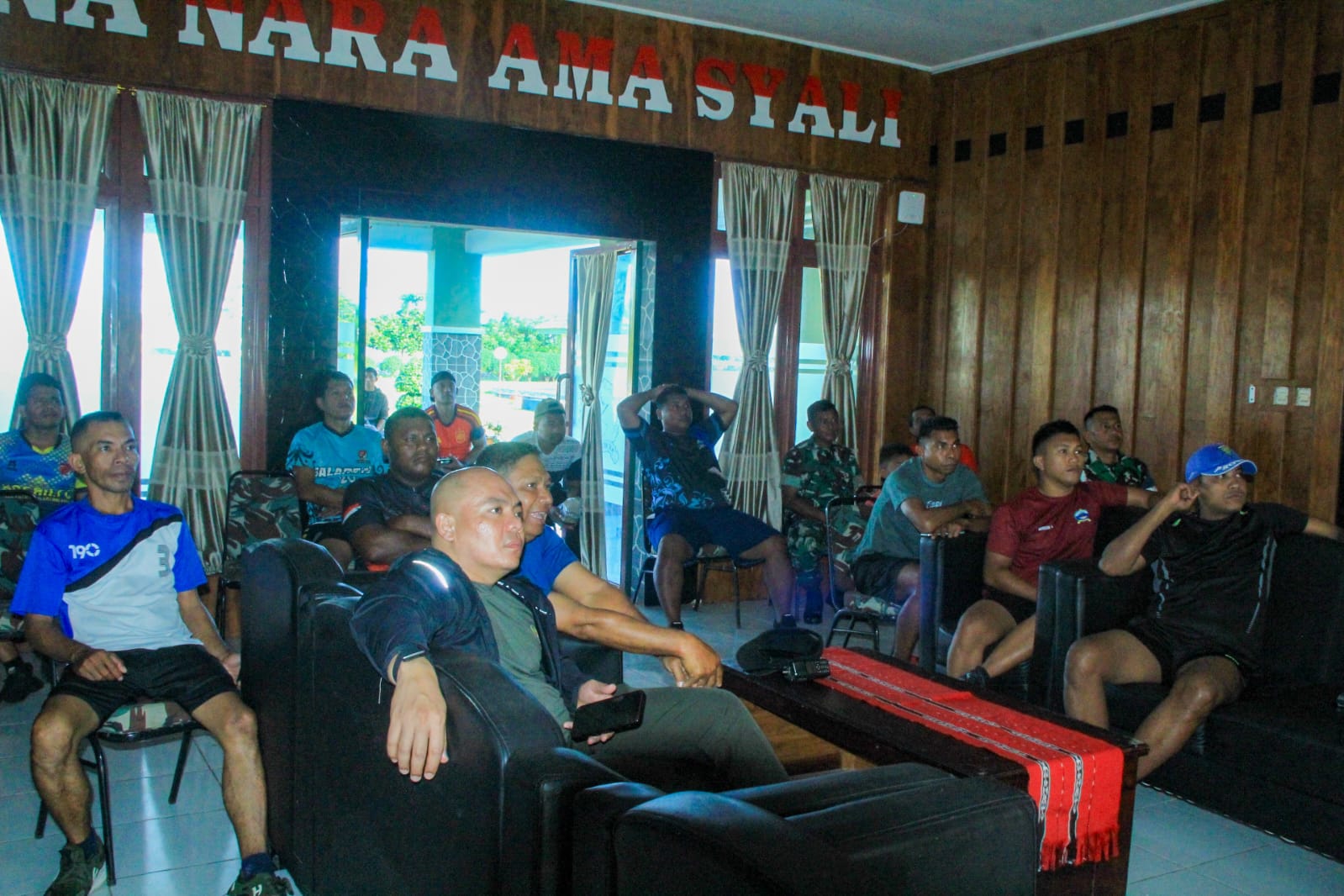 Kodim 1511 Pulau Moa Gelar Nobar Bersama Masyarakat