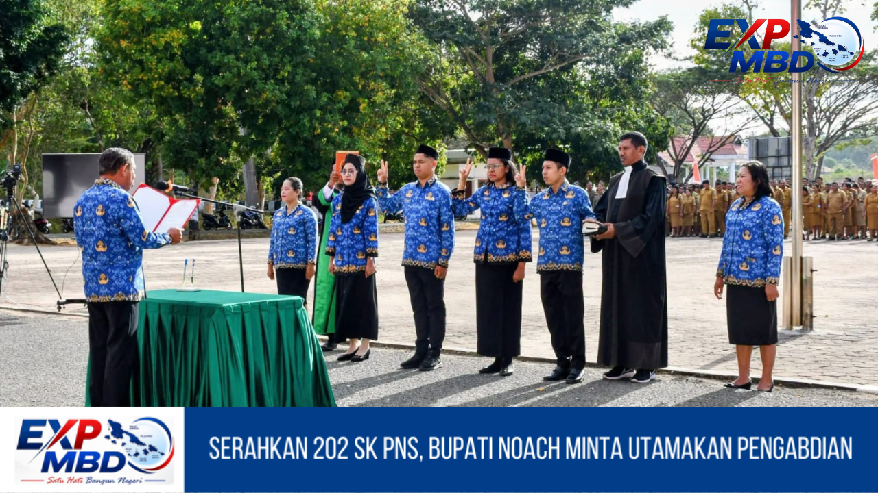 Serahkan 202 SK PNS, Noach Minta Utamakan Pengabdian